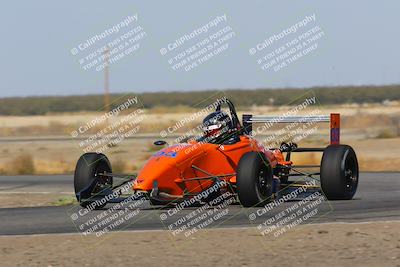 media/Oct-29-2022-CalClub SCCA (Sat) [[e05833b2e9]]/Race Group 2/Qualifying (Sweeper)/